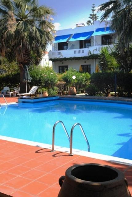 Kalives Apartments Kalyves Exterior foto